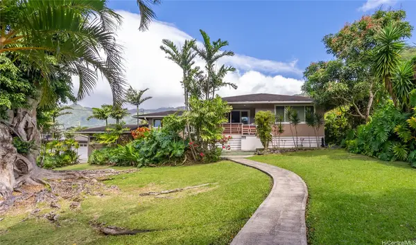 3038 Waipuna Rise, Honolulu, HI 96822
