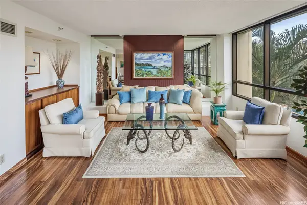 1525 Wilder Avenue #308, Honolulu, HI 96822