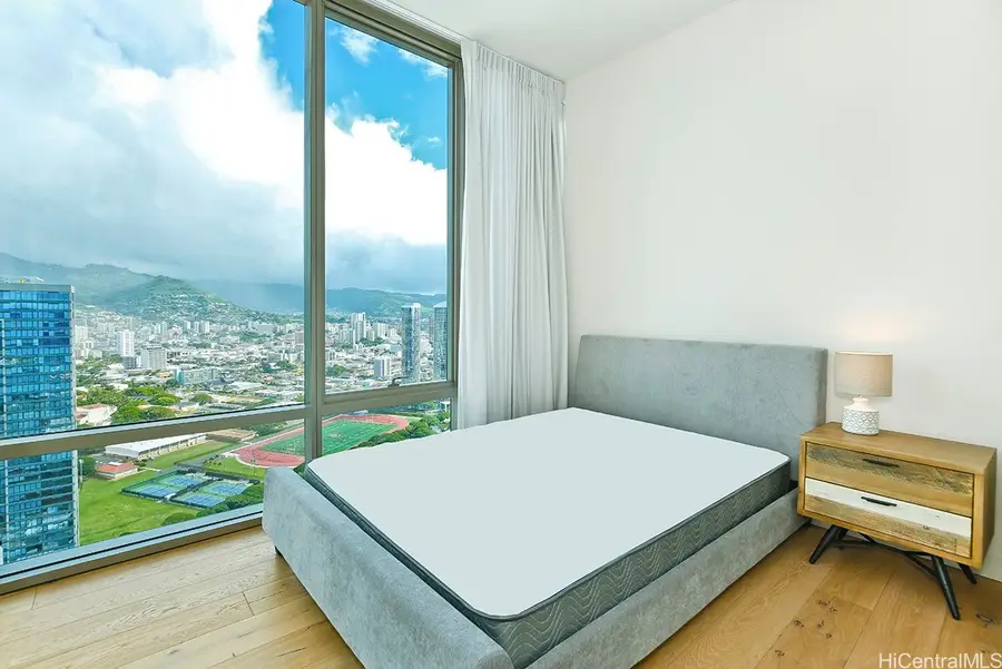 1001 Queen Street #PH3915, Honolulu, HI 96814 - #3