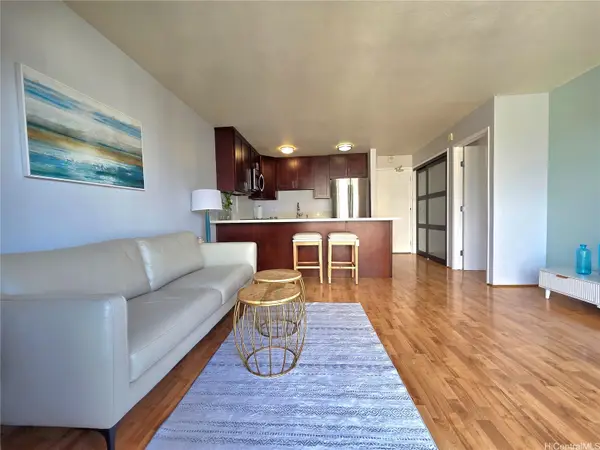 2140 Kuhio Avenue #2010, Honolulu, HI 96815