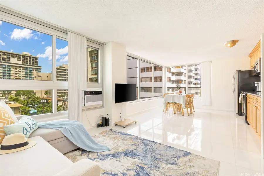 2421 Tusitala Street #602, Honolulu, HI 96815 - #2