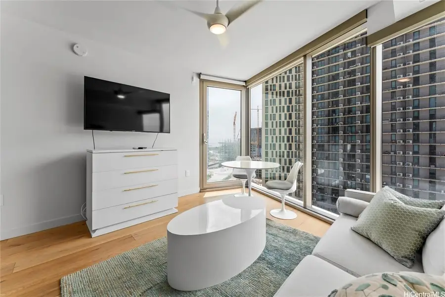 1001 Queen Street #1407, Honolulu, HI 96814 - #3