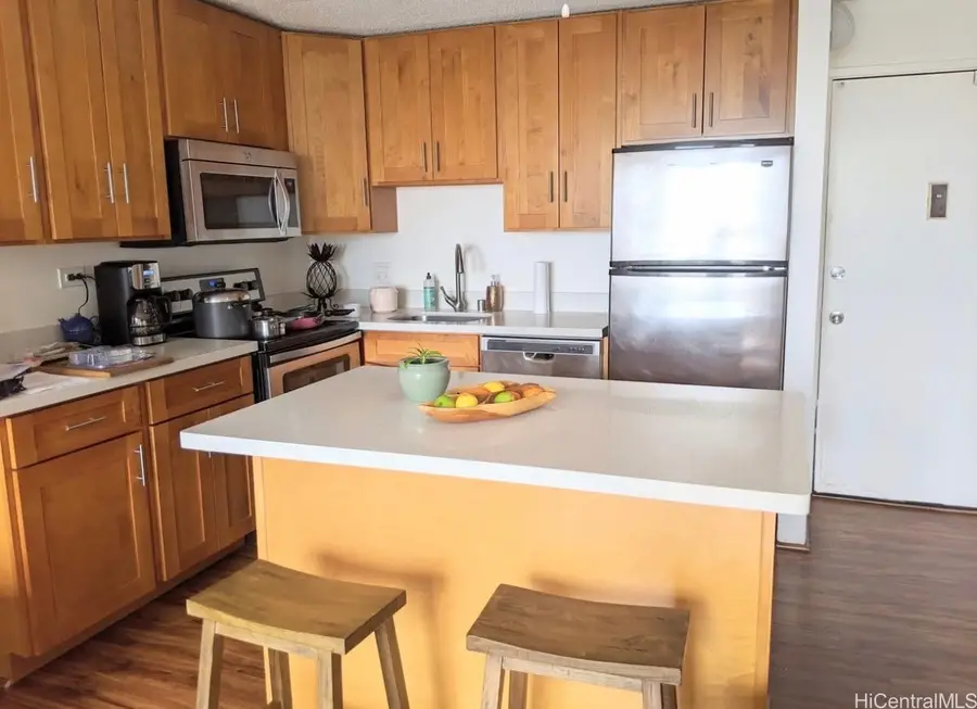 2140 Kuhio Avenue #2006, Honolulu, HI 96815 - #3