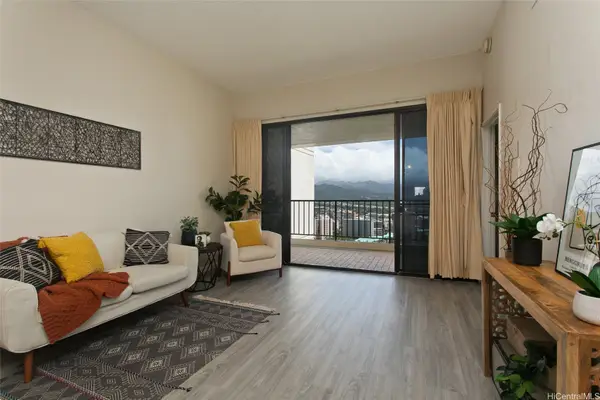 990 Ala Nanala Street #PHA, Honolulu, HI 96818