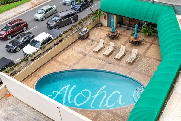 1909 Ala Wai Boulevard #302, Honolulu, HI 96815