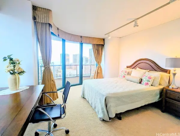 1888 Kalakaua Avenue #3005, Honolulu, HI 96815