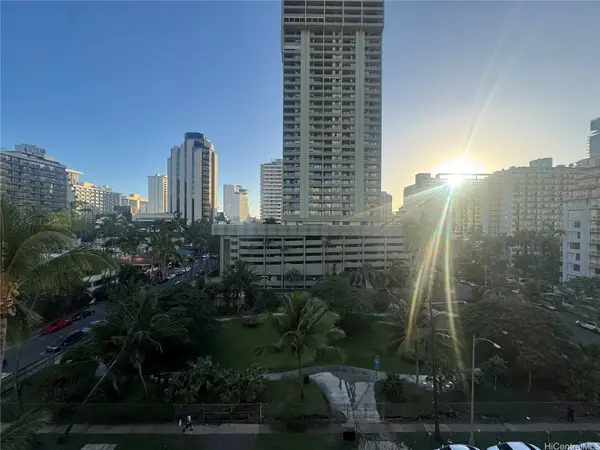 440 Seaside Avenue #708, Honolulu, HI 96815