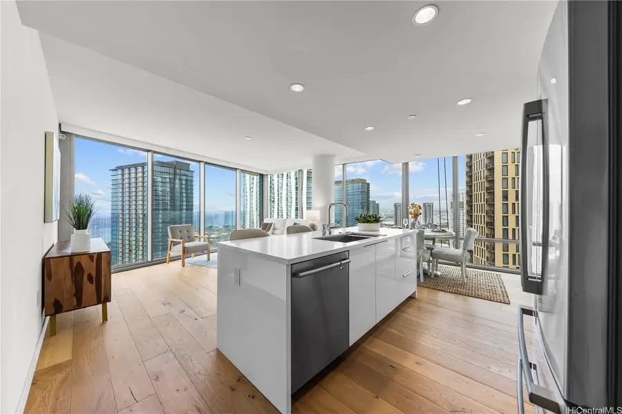 1001 Queen Street #3101, Honolulu, HI 96814 - #2
