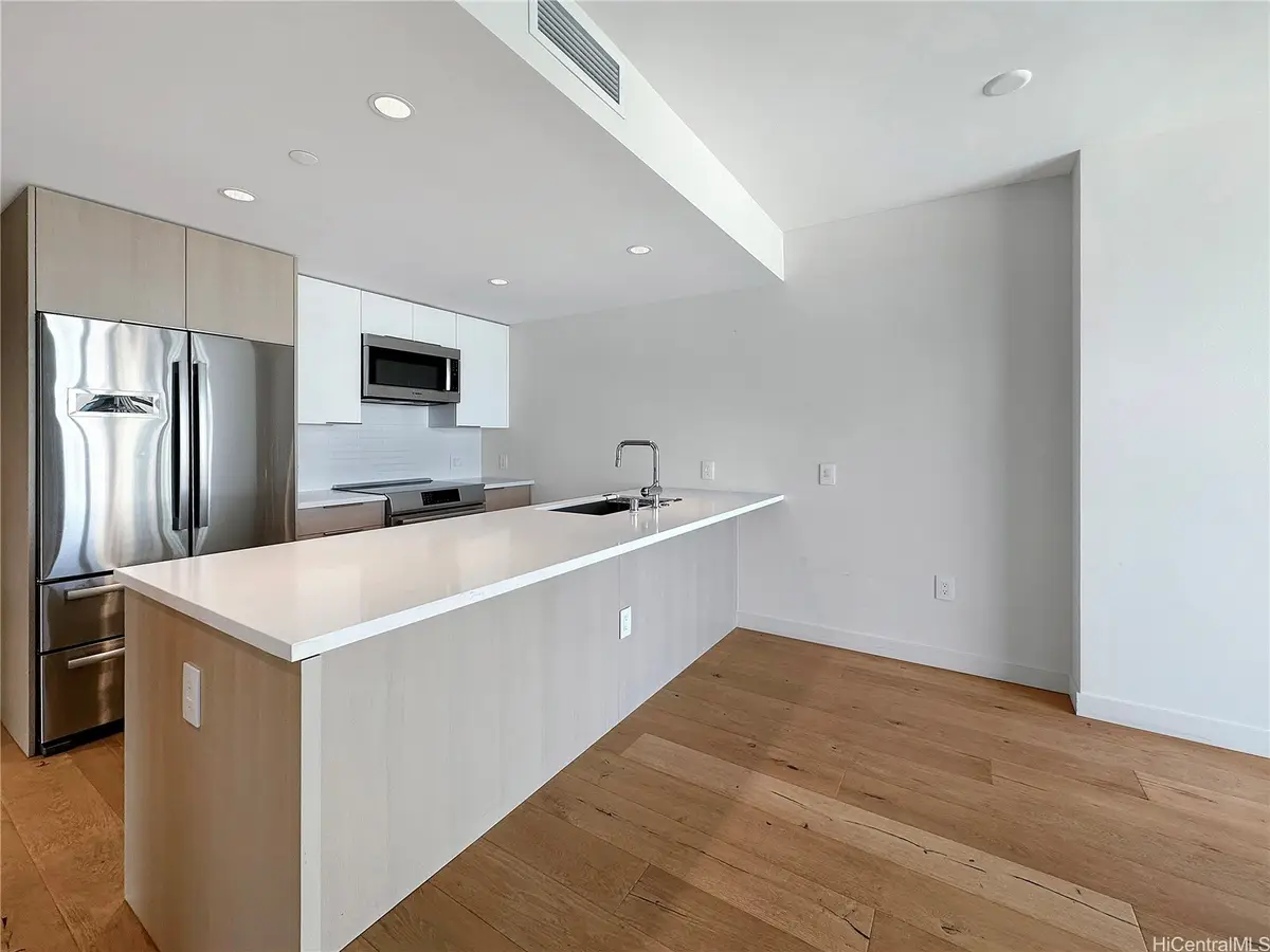 1001 Queen Street #2015, Honolulu, HI 96814 - #1
