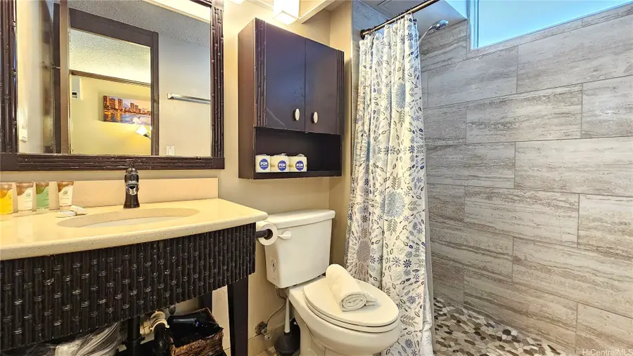 2425 Kuhio Avenue #1001, Honolulu, HI 96815 - #3