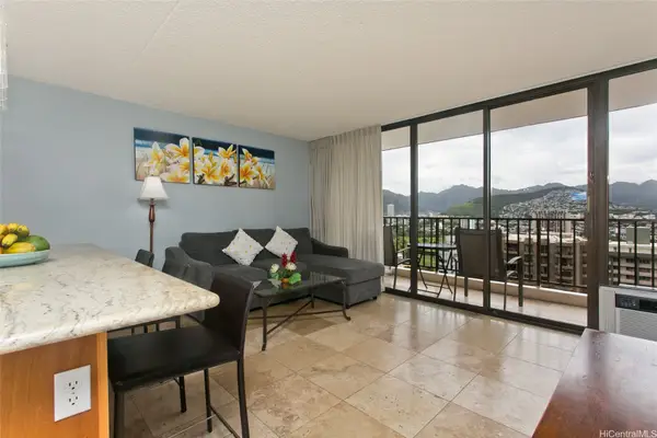 201 Ohua Avenue #2107 Mauka Tower II, Honolulu, HI 96815