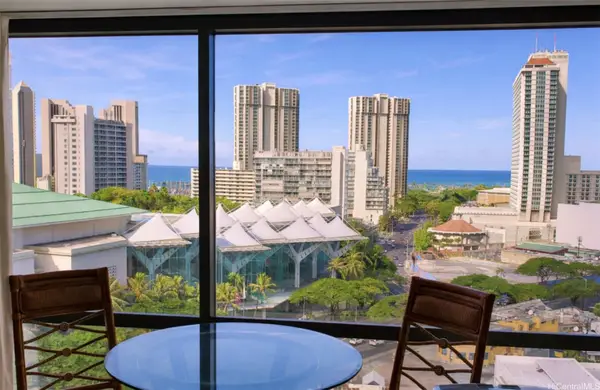 1750 Kalakaua Avenue #1704, Honolulu, HI 96826