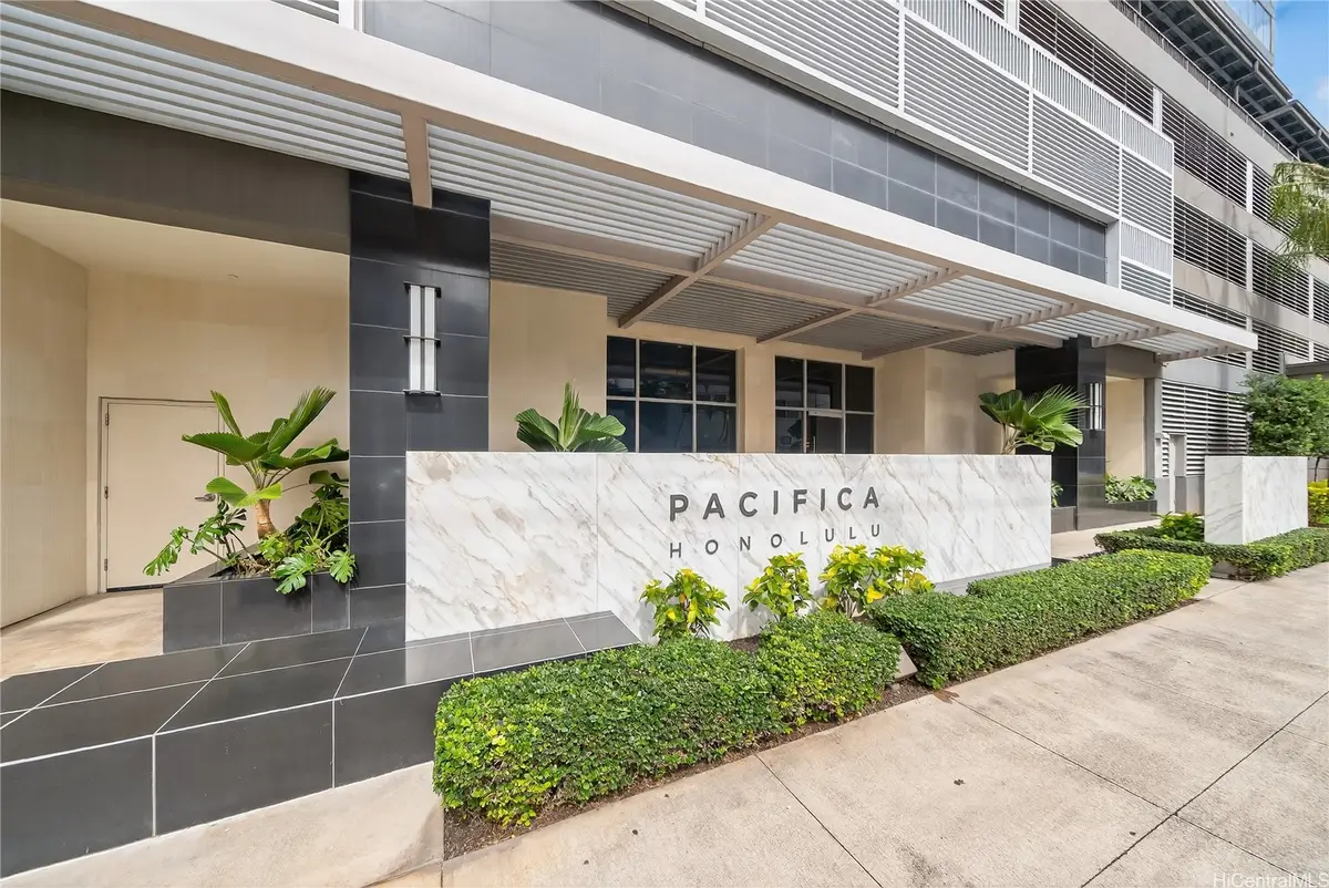 1009 Kapiolani Boulevard #4211, Honolulu, HI 96814 - #1
