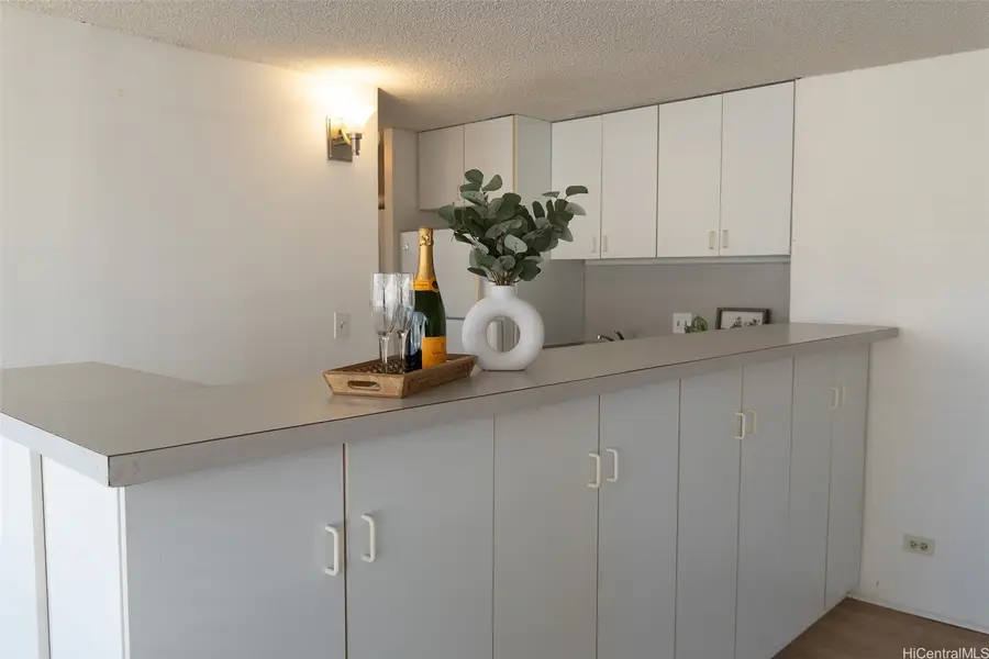 2525 Date Street #605, Honolulu, HI 96826 - #2