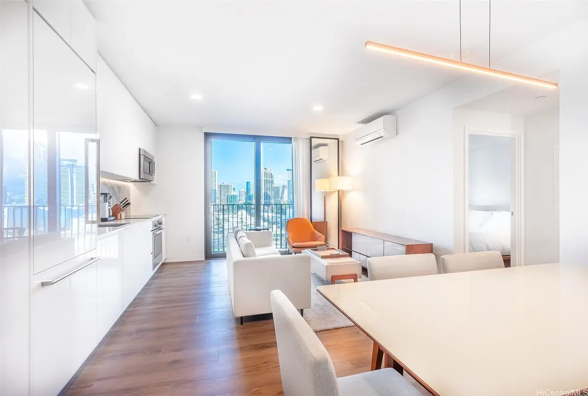 987 Queen Street #1303, Honolulu, HI 96814 - #1