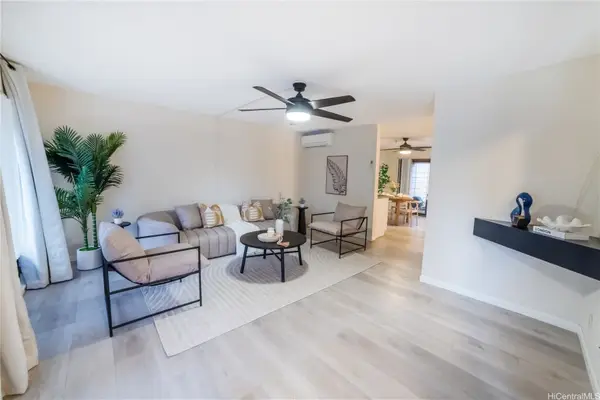 98-1704 Kaahumanu Street #7C, Pearl City, HI 96782