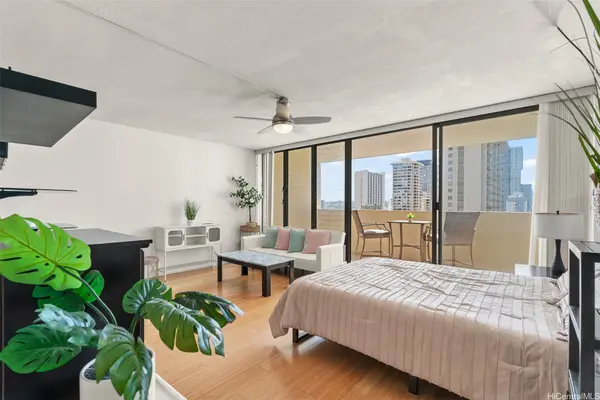 2092 Kuhio Avenue #1701, Honolulu, HI 96815