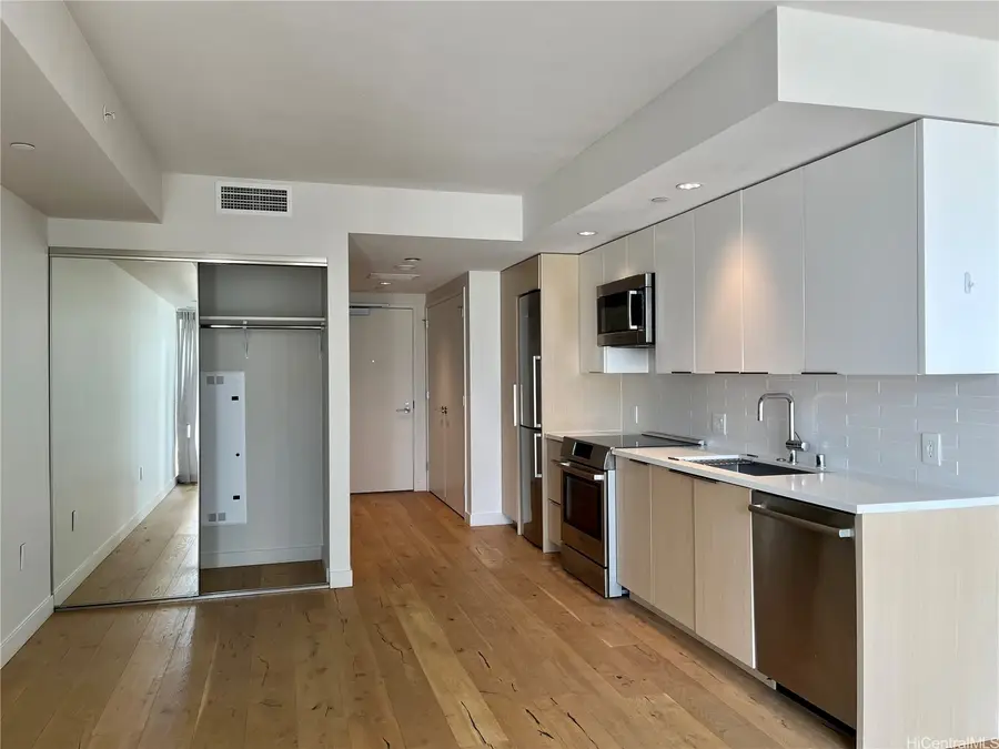 1001 Queen Street #1511, Honolulu, HI 96814 - #2
