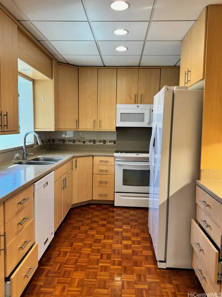 1333 Heulu Street #1207/PH2, Honolulu, HI 96822 - #2