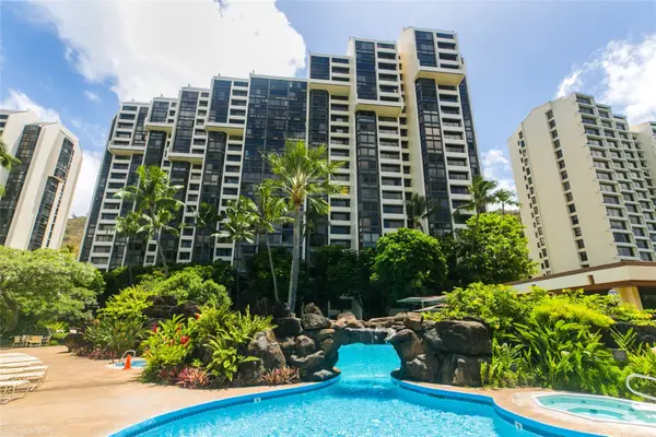 521 Hahaione Street #2/1F, Honolulu, HI 96825