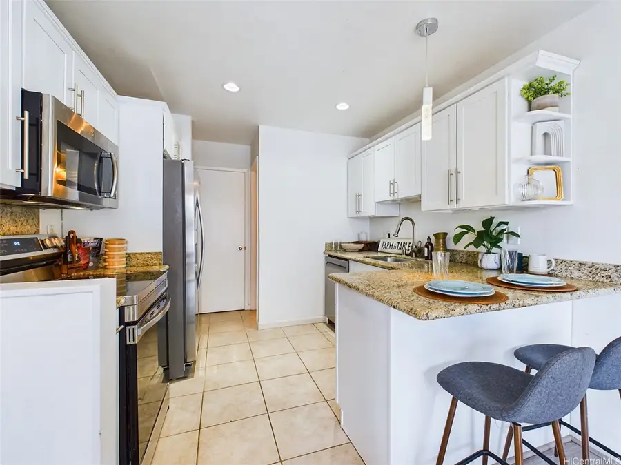 572 Mananai Place #20A, Honolulu, HI 96818 - #2