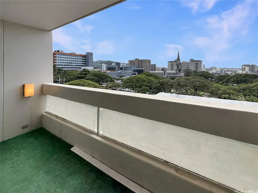 1212 Punahou Street #705, Honolulu, HI 96826 - #2