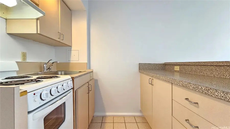 440 Seaside Avenue #506, Honolulu, HI 96815 - #3