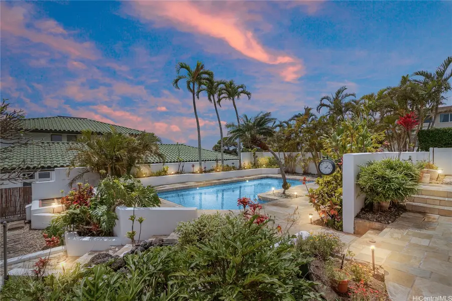 2039 Laukahi Street, Honolulu, HI 96821 - #2