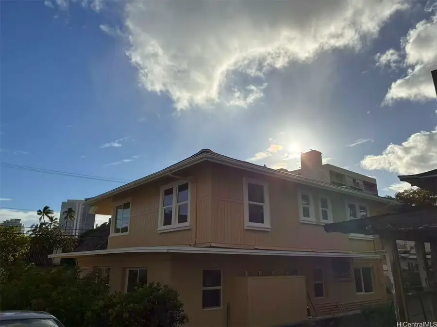 914 Kinau Street, Honolulu, HI 96814 - #3