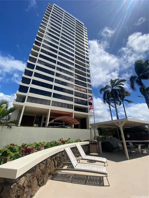 4340 Pahoa Avenue #19B, Honolulu, HI 96816