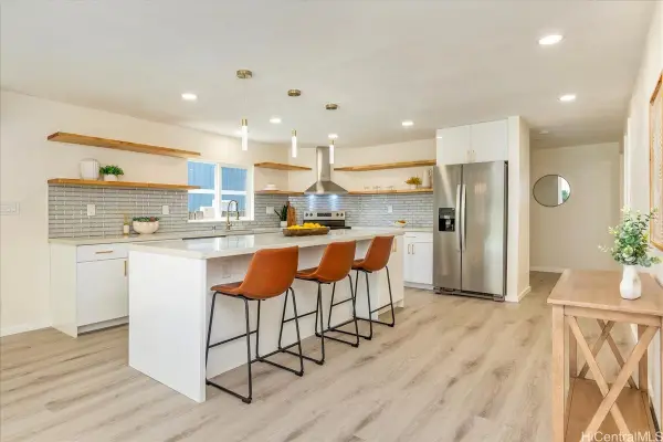 86-305 Alamihi Street, Waianae, HI 96792