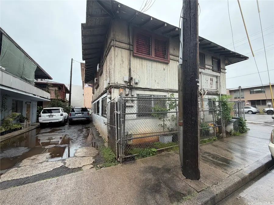 1649 Democrat Street, Honolulu, HI 96819 - #3