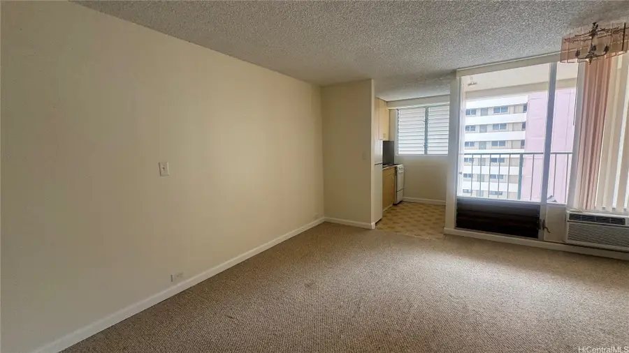 747 Amana Street #1015, Honolulu, HI 96814 - #2