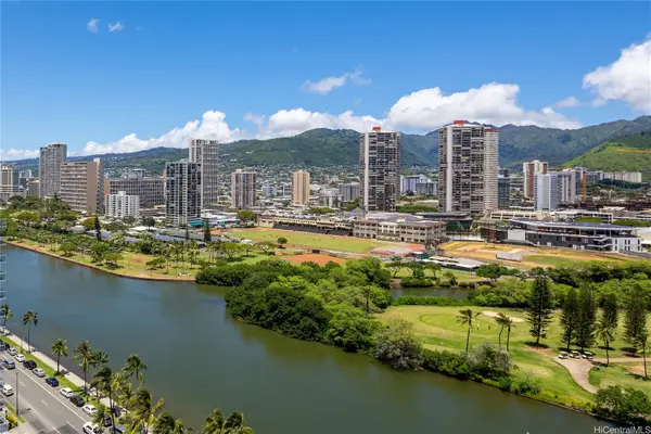 445 Seaside Avenue #2212, Honolulu, HI 96815