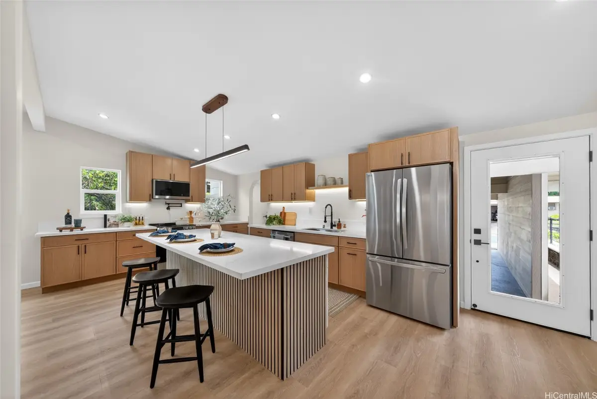 286 Hoomalu Street, Pearl City, HI 96782 - #1