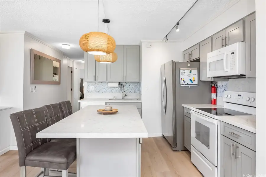 2029 Ala Wai Boulevard #802, Honolulu, HI 96815 - #3