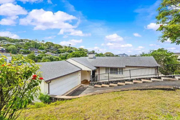 2021 Mott Smith Drive, Honolulu, HI 96822