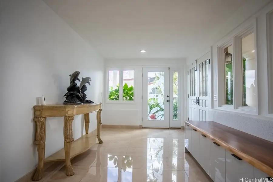 869 Ikena Circle, Honolulu, HI 96821 - #3