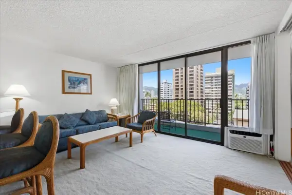 201 Ohua Avenue #711-T2, Honolulu, HI 96815