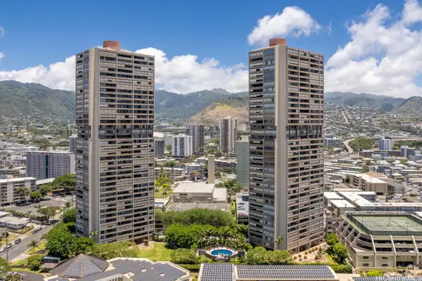 581 Kamoku Street #2202, Honolulu, HI 96826