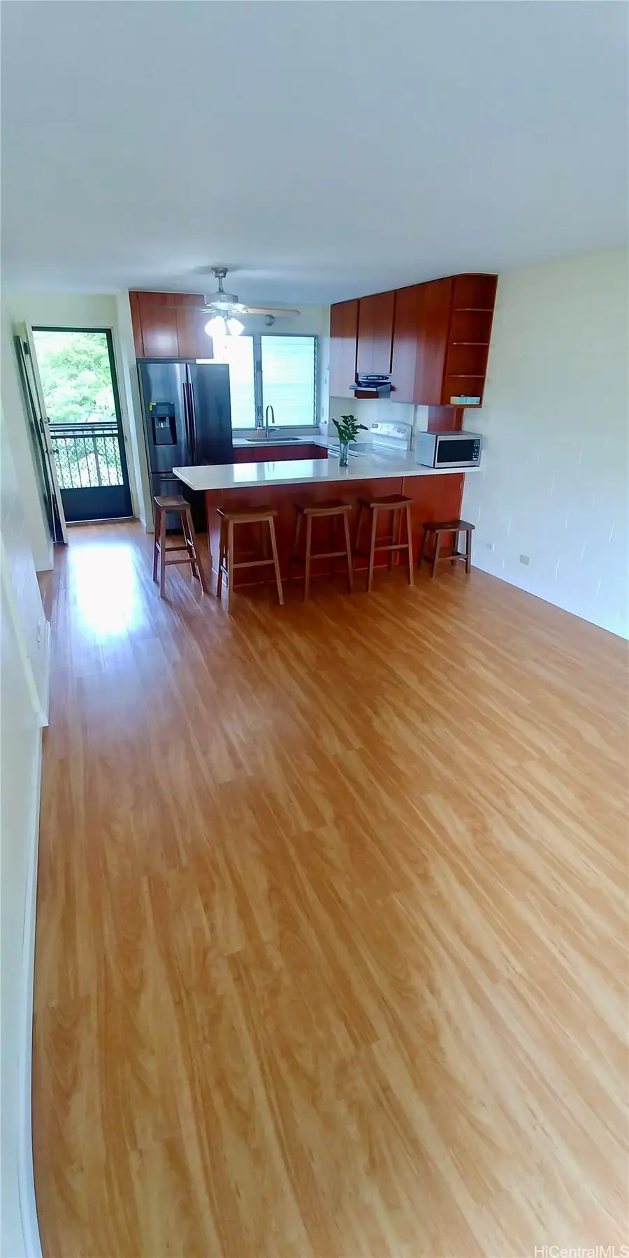 1099 Green Street #B409, Honolulu, HI 96822 - #2