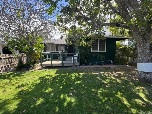 463 Kaimake Loop, Kailua, HI 96734