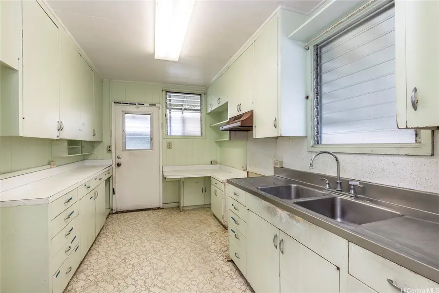 2121 Eheu Street, Honolulu, HI 96817 - #3