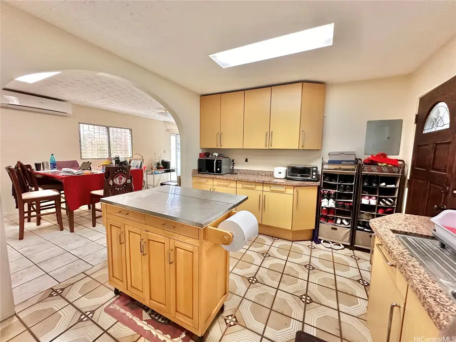 1843 B Liliha Street, Honolulu, HI 96817 - #2