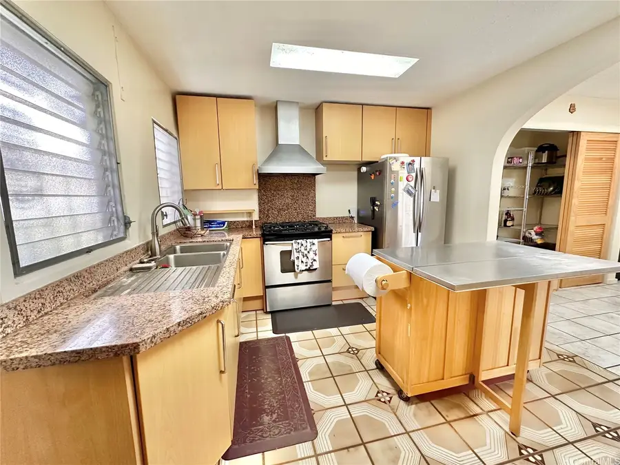 1843 B Liliha Street, Honolulu, HI 96817 - #3