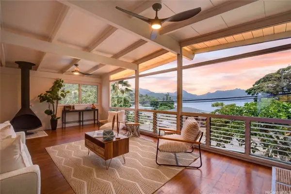 47-190 Kamehameha Highway, Kaneohe, HI 96744
