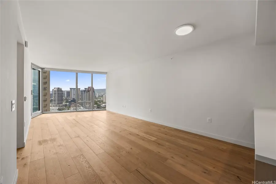 1001 Queen Street #3209, Honolulu, HI 96814 - #2