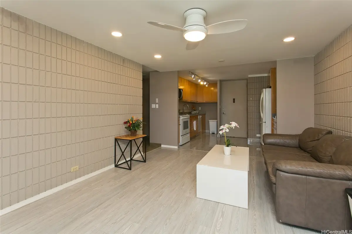1099 Ala Napunani Street #903, Honolulu, HI 96818 - #1