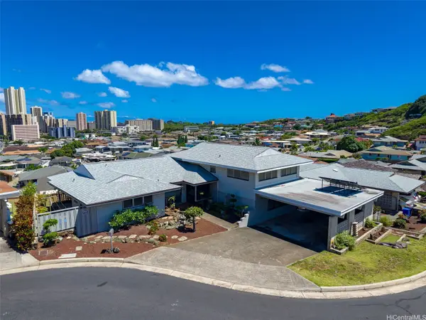 3515 Ala Haukulu Place, Honolulu, HI 96818