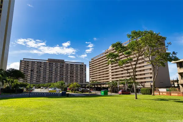 3215 Ala Ilima Street #B/PH8, Honolulu, HI 96818